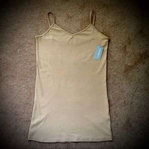 (#38) Women’s Forever 21+ Basic Nude Top